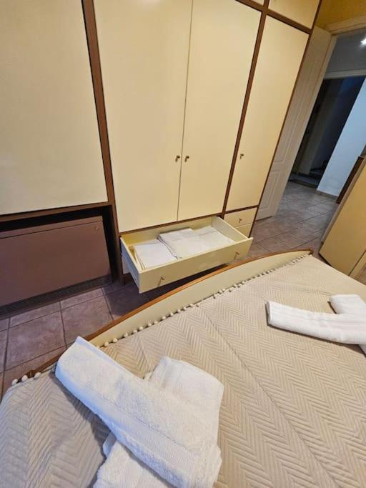 Kt Apartment Dırama Dış mekan fotoğraf